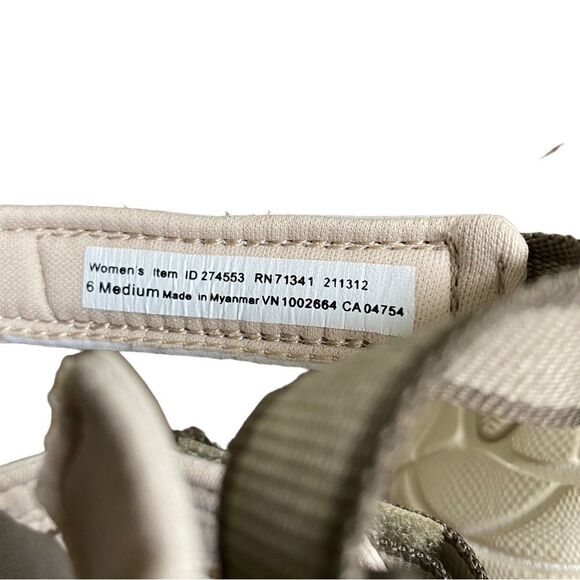 REDUCED Women's L.L. Bean Adjustable Boothbay Water Sandals Size 6M - Picture 11 of 11